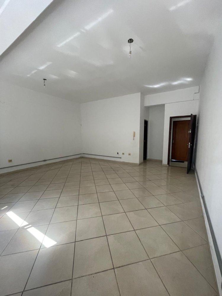 Sala Comercial - Aluguel - Vila Suissa - Mogi das Cruzes - SP